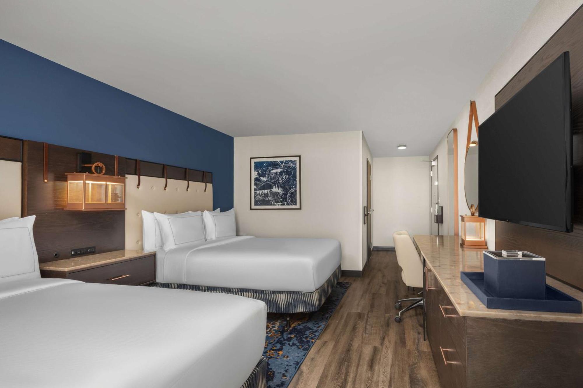 Queen Room with Two Queen Beds,1705894150:JPEG