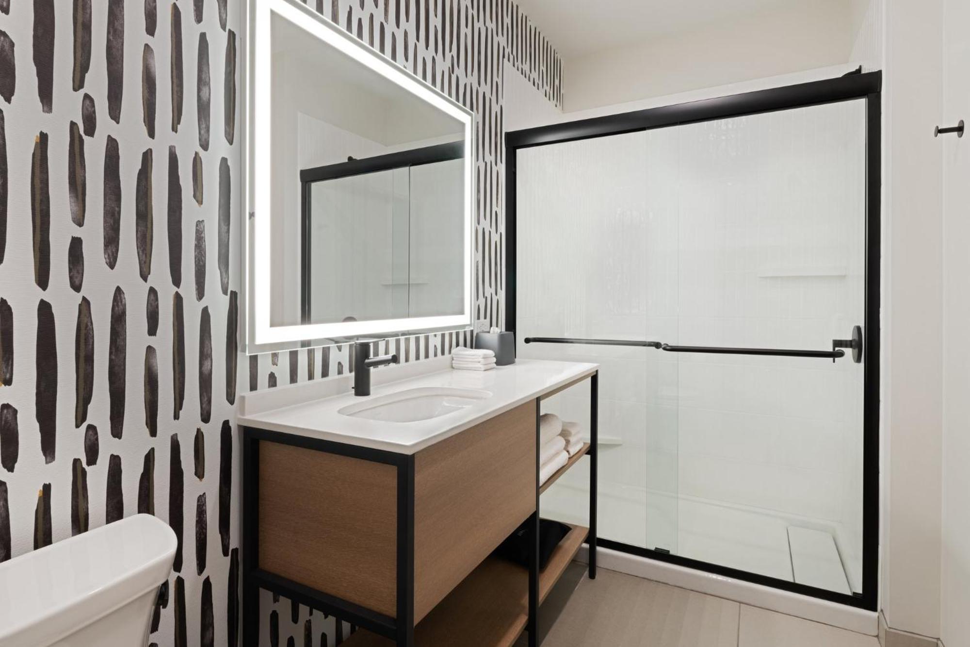 Standard Room,1659680473:JPEG