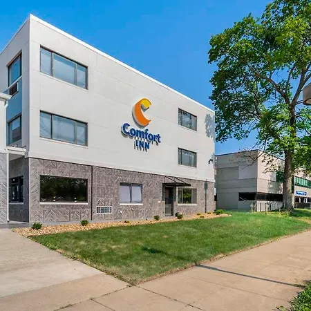 Comfort Inn Kansas City Midtown-2