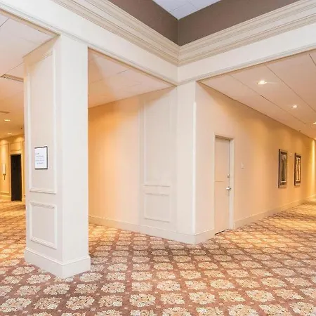 Adam'S Mark Hotel & Conference Center-2