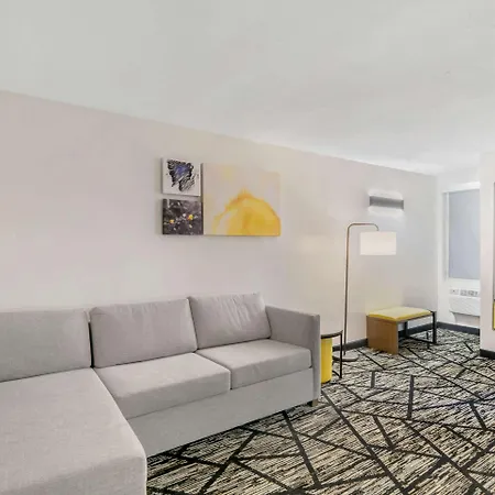 Comfort Inn Kansas City Midtown-2