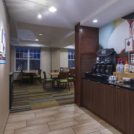 Fairfield Inn Kansas City Downtown/Union Hill-2