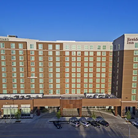 Courtyard By Marriott Kansas City Downtown/Convention Center-3