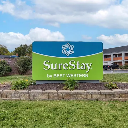 Surestay By Best Western Kansas City Country Inn North-2