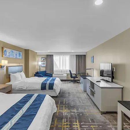 Baymont By Wyndham Kansas City North-3