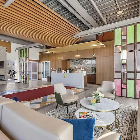 Baymont By Wyndham Kansas City North-2