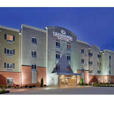 Candlewood Suites Kansas City Airport-3