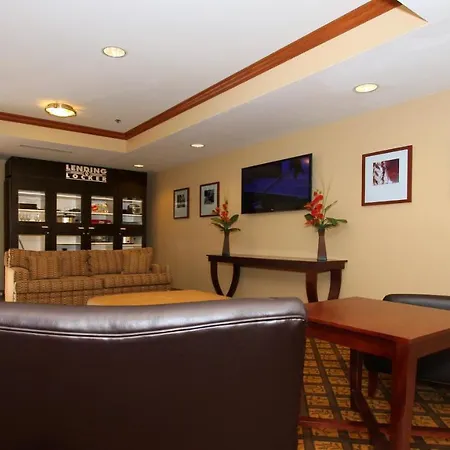 Candlewood Suites Kansas City Airport-2