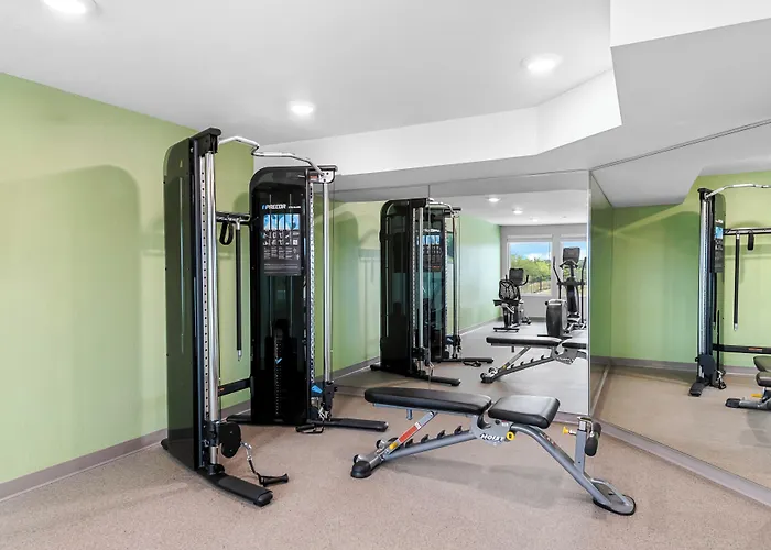 Woodspring Suites Kansas City Airport