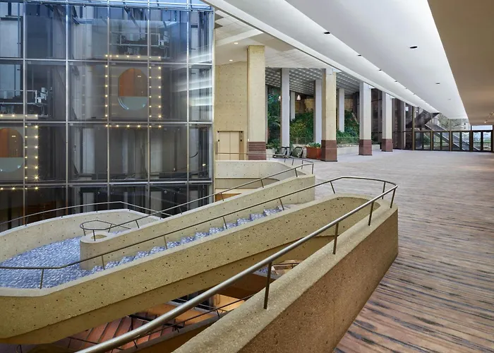 Kansas City HotelsWestin At Crown Center